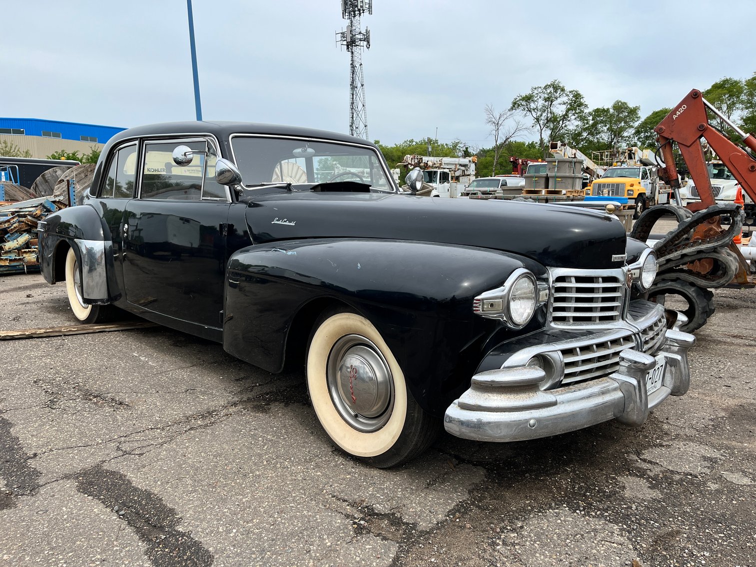 1947 Lincoln Continental & 1989 Chevrolet Corvette (142024)