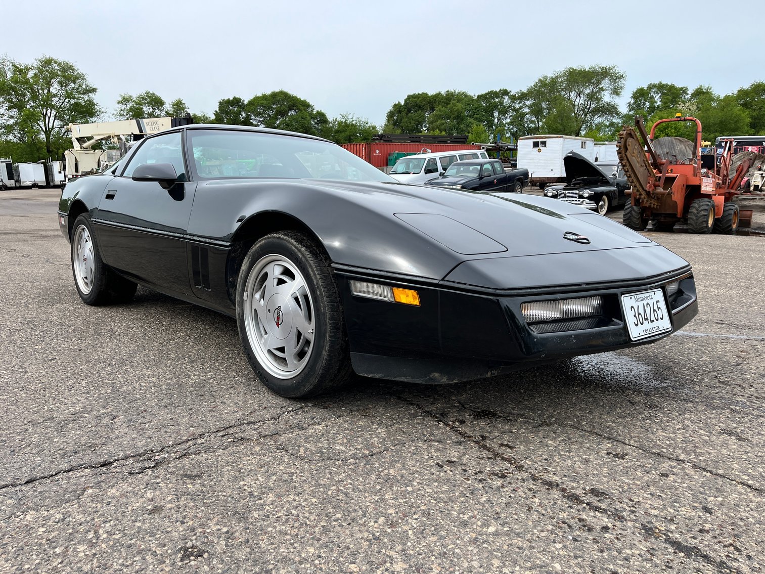 1947 Lincoln Continental & 1989 Chevrolet Corvette (142024)