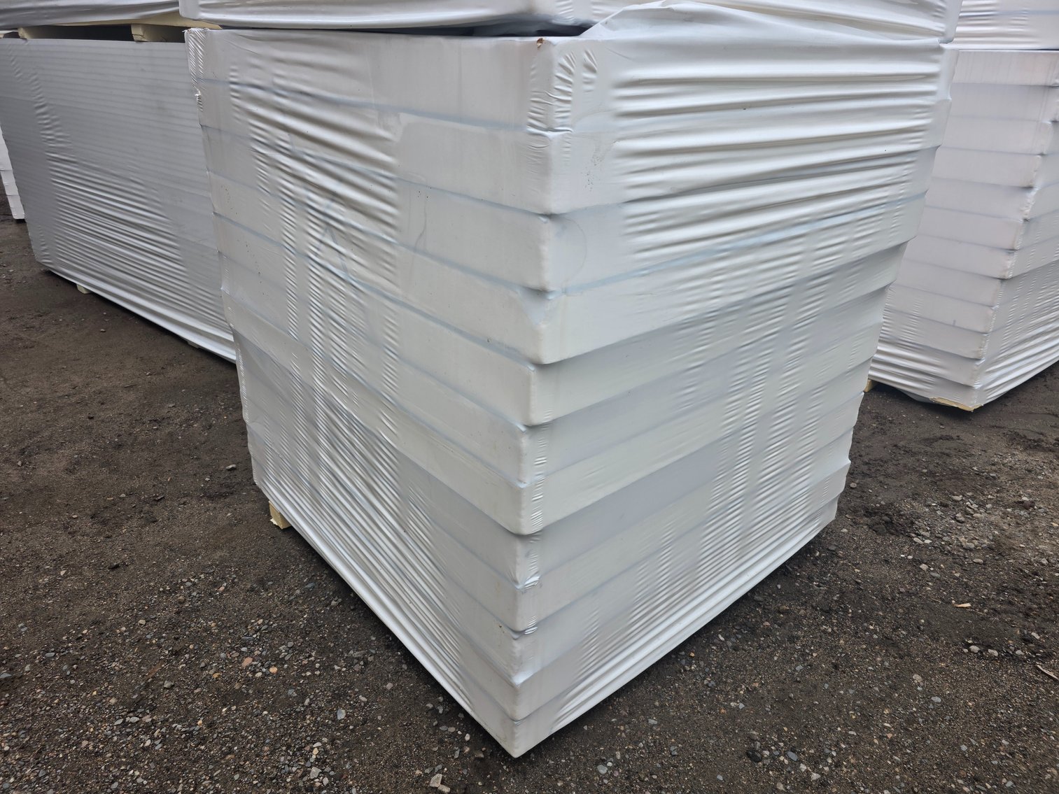 GAF EnergyGuard Polyiso Insulation & Cover Boards (142254)