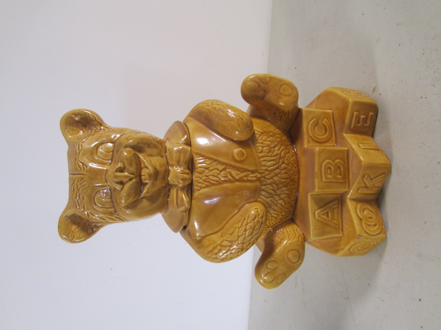 Pete Hochmayr Estate: Antiques & Collectibles, Brainerd, MN (141797)