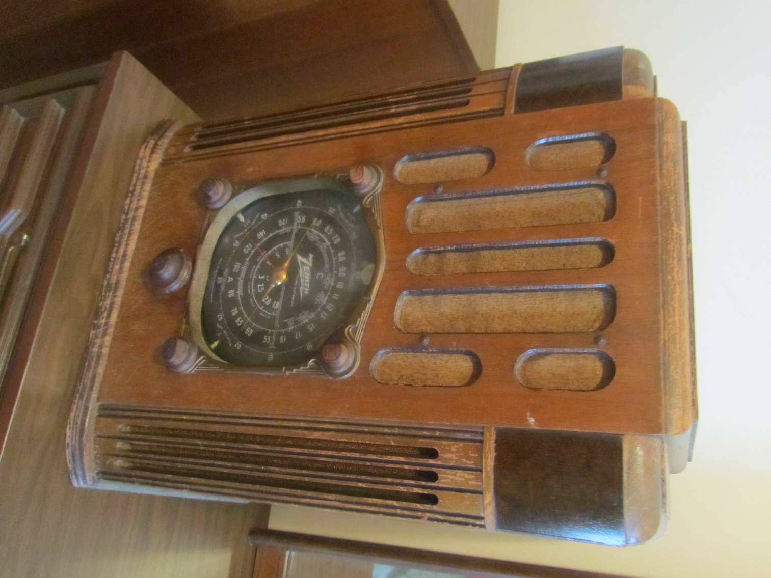 Pete Hochmayr Estate: Antiques & Collectibles, Brainerd, MN (141797)