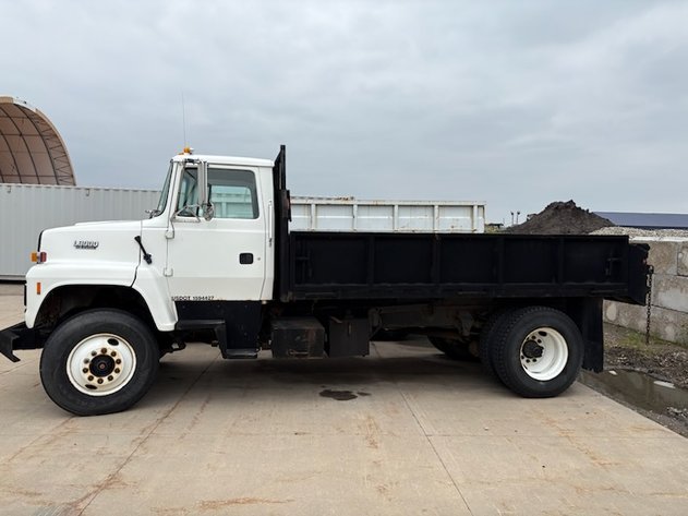 Image for Surplus Vehicle & Equipment: Tools, Trucks & More! (142334)