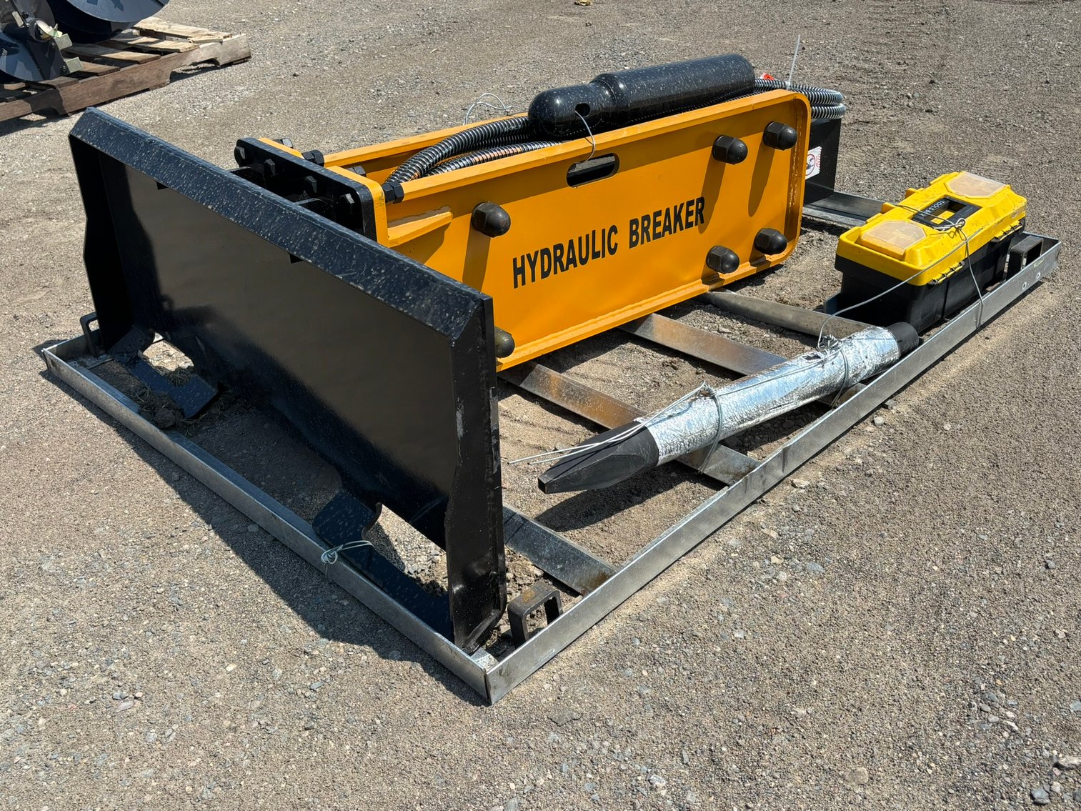 Brand New Equipment & Attachments (137438)