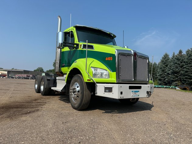 Image for Recycling Trucks & Equipment Surplus to Ongoing Operations (146993)