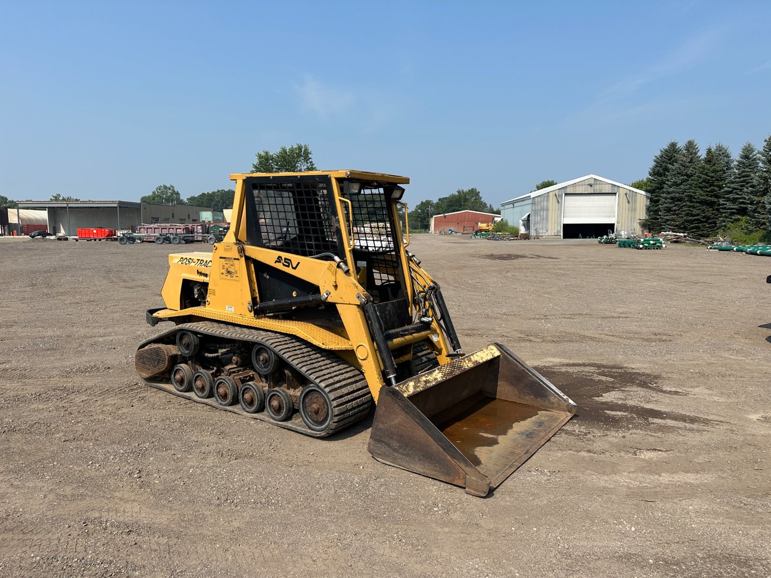 Recycling Trucks & Equipment Surplus to Ongoing Operations (146993)
