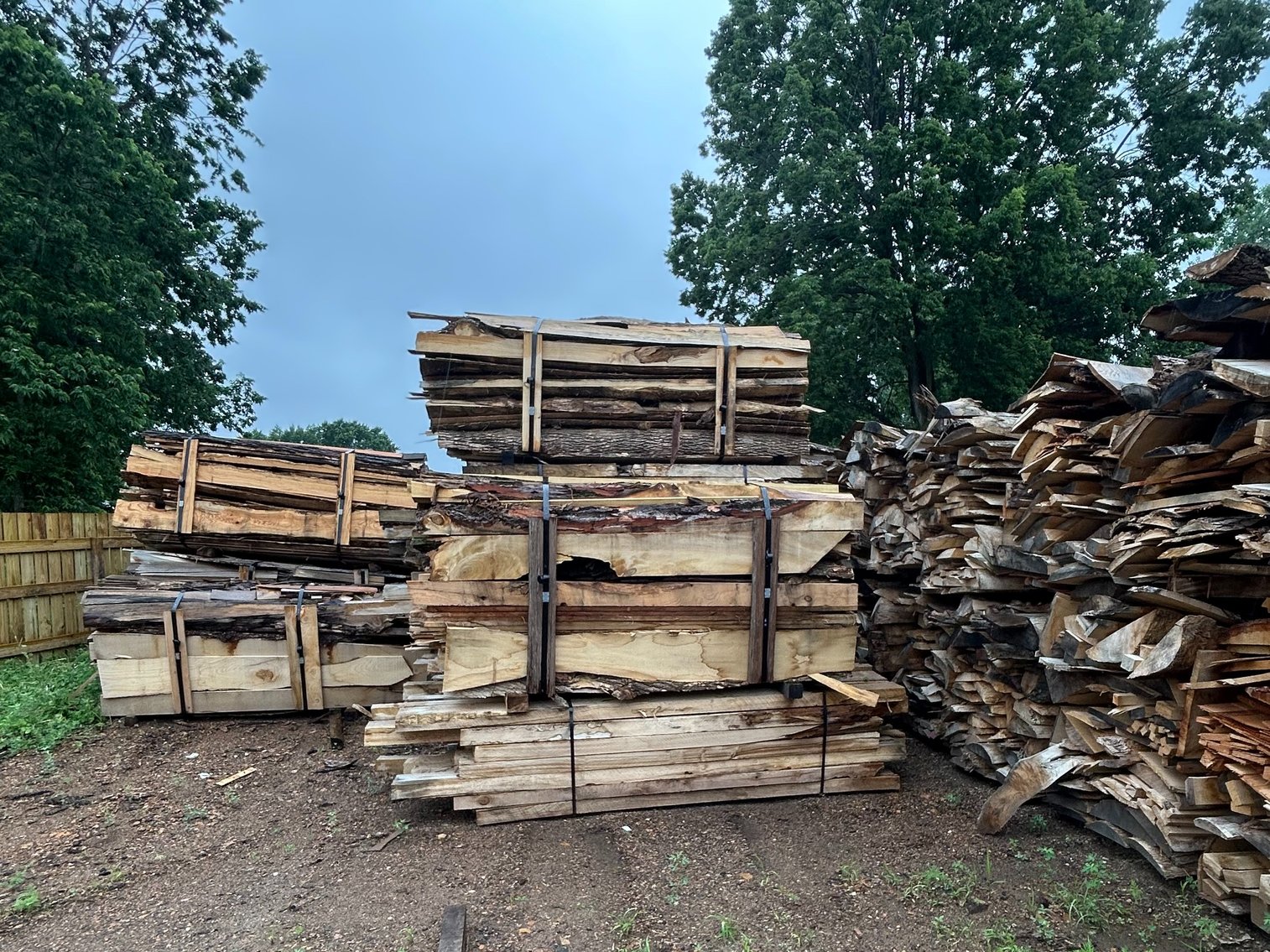 Bundle of Wood Slabs: Cottonwood & Mixed Hardwoods (144929)