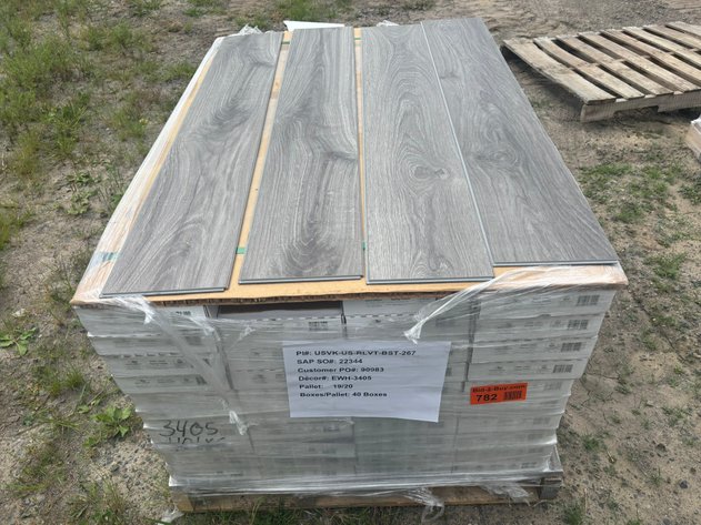 Image for Waterproof Luxury Vinyl Click Plank Flooring (146248)