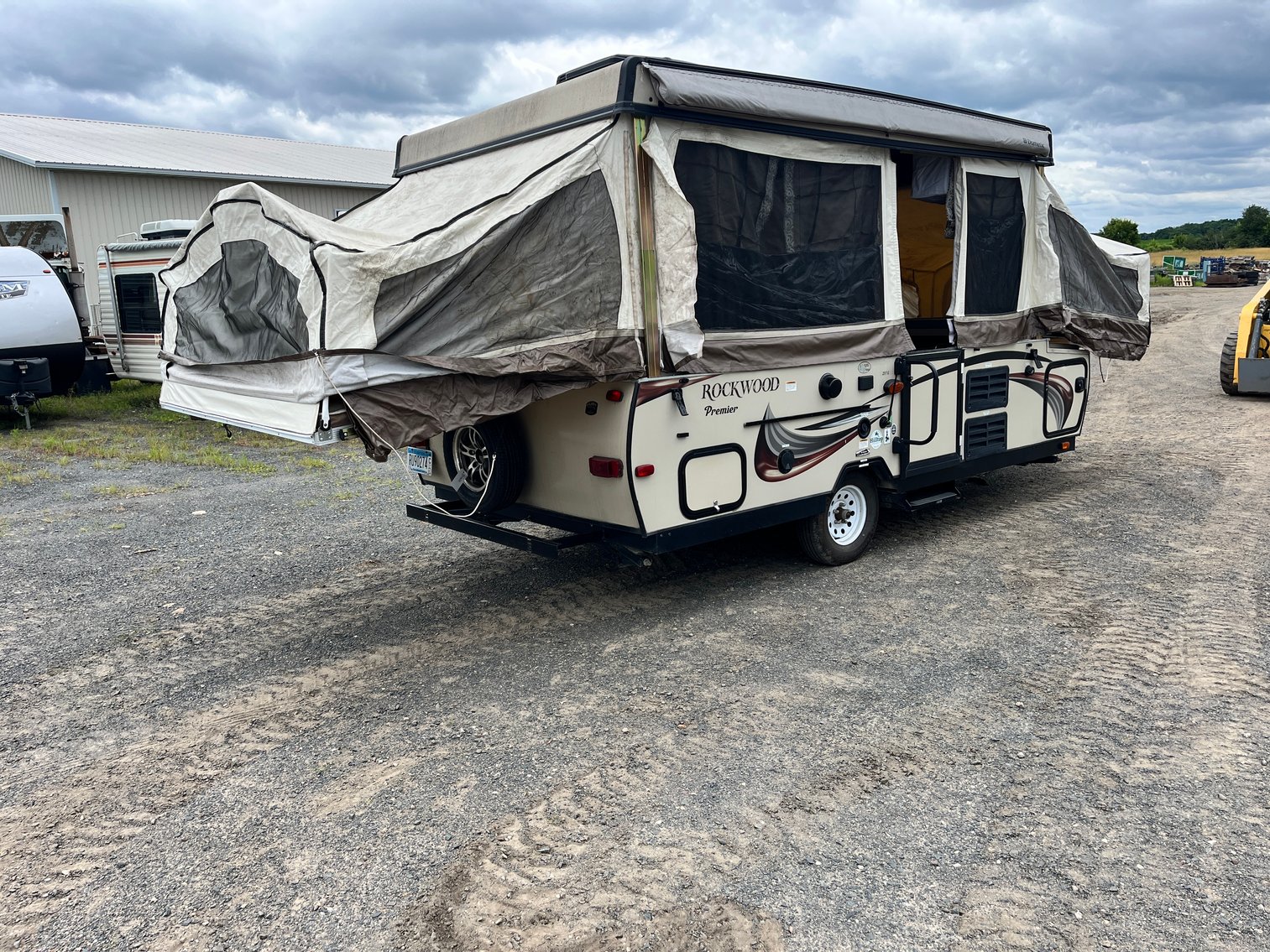 (2) Jeep Wranglers, Madsen 20' Pontoon, (2) Popup Campers, Electrical Surplus, Wizard of Oz Collectibles, Tools & More (147014)