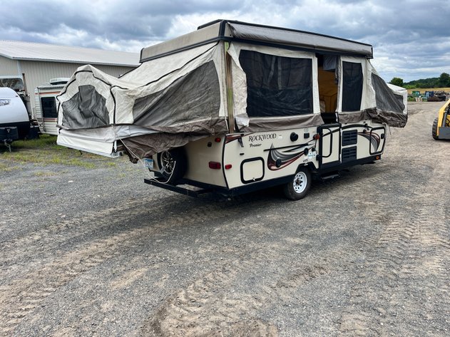 Image for (2) Jeep Wranglers, Madsen 20' Pontoon, (2) Popup Campers, Electrical Surplus, Wizard of Oz Collectibles, Tools & More (147014)