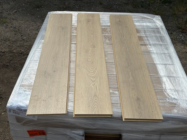 Image for Water Resistant Click Plank Flooring, Over 8,400 Sq Ft (148308)