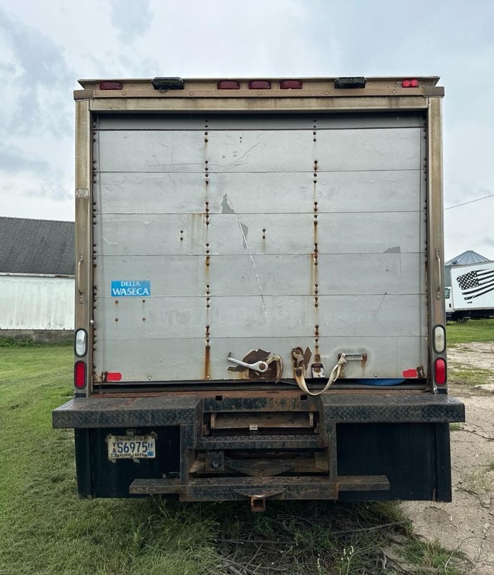 2004 Chevrolet 4500 Van Body With Spray Foam Unit (150322)