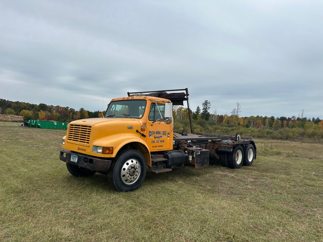 Image for Roll Off Company Surplus to Ongoing Operations (150463)