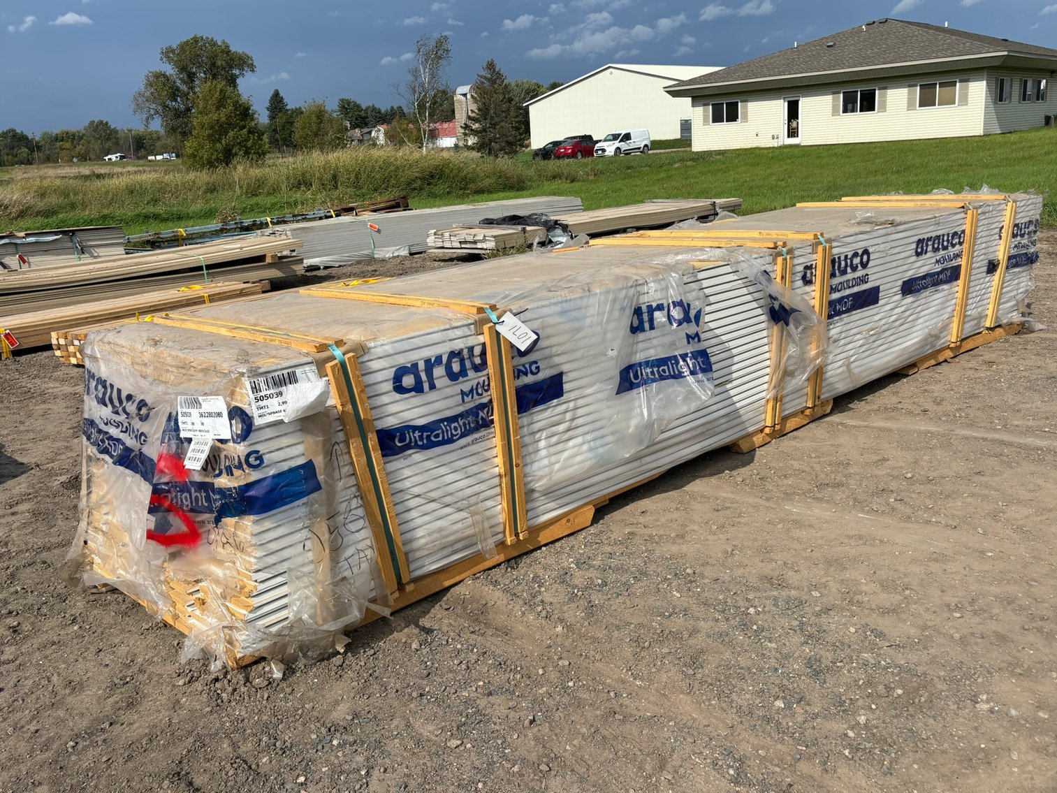 Surplus Lumber: Sheet Goods, Flooring, Paneling, Moulding & More (150558)