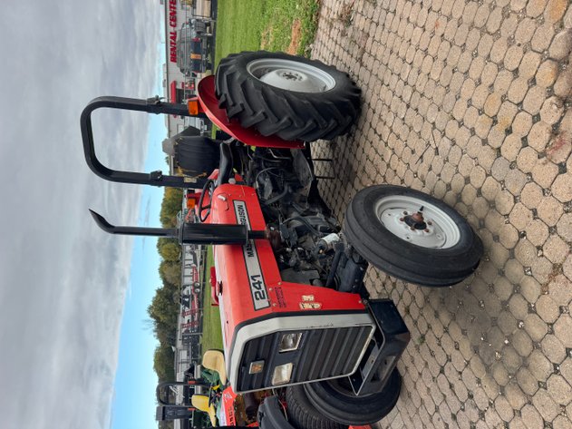 Image for John’s Sales Fall Inventory Reduction Auction (148749)