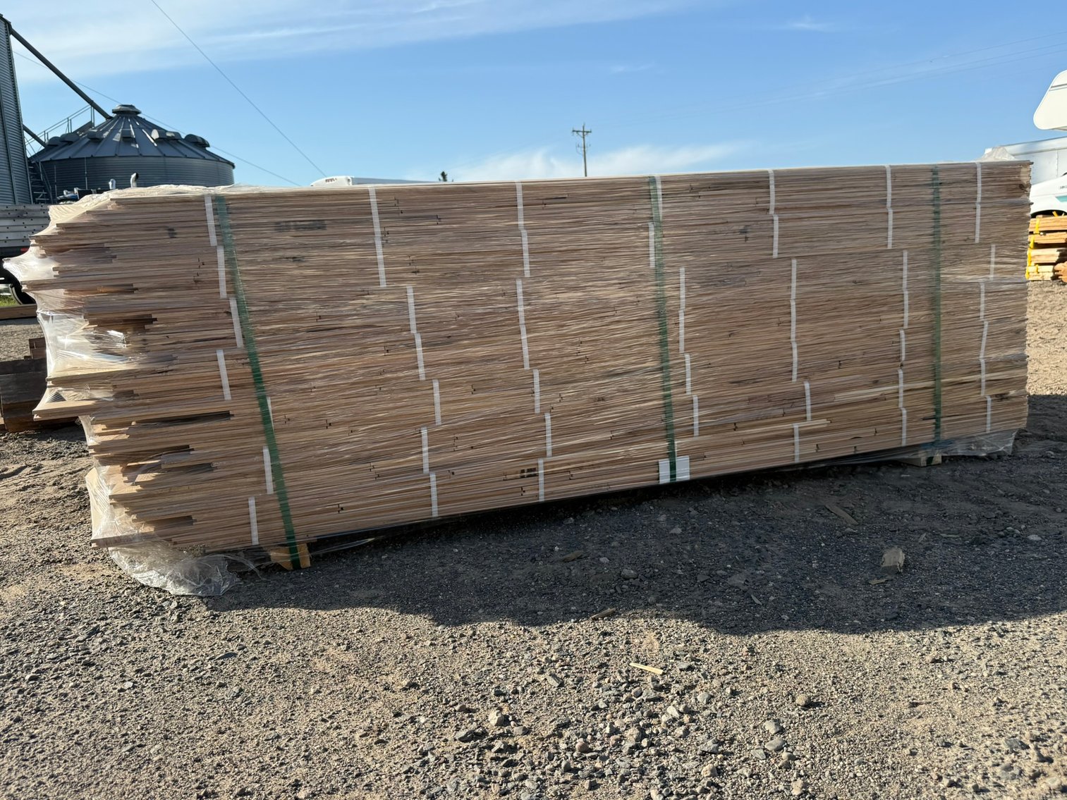 Surplus Lumber: Sheet Goods, Flooring, Paneling, Moulding & More (150558)