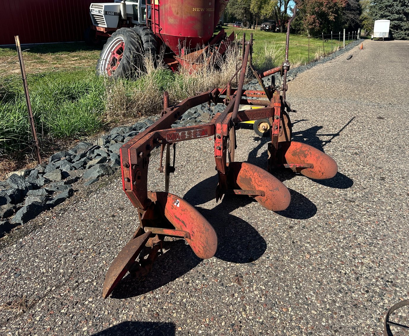 Farm & Recreation Auction: Tractors, Implements, Starcraft Boat & Lumber (151735)