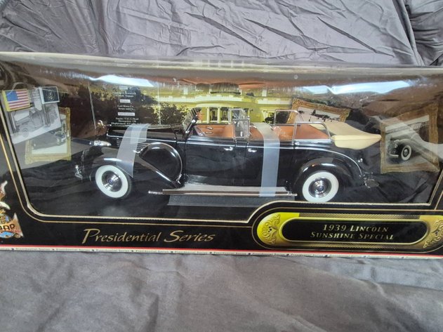 Image for The Living Estate of James Crankhite Collectables