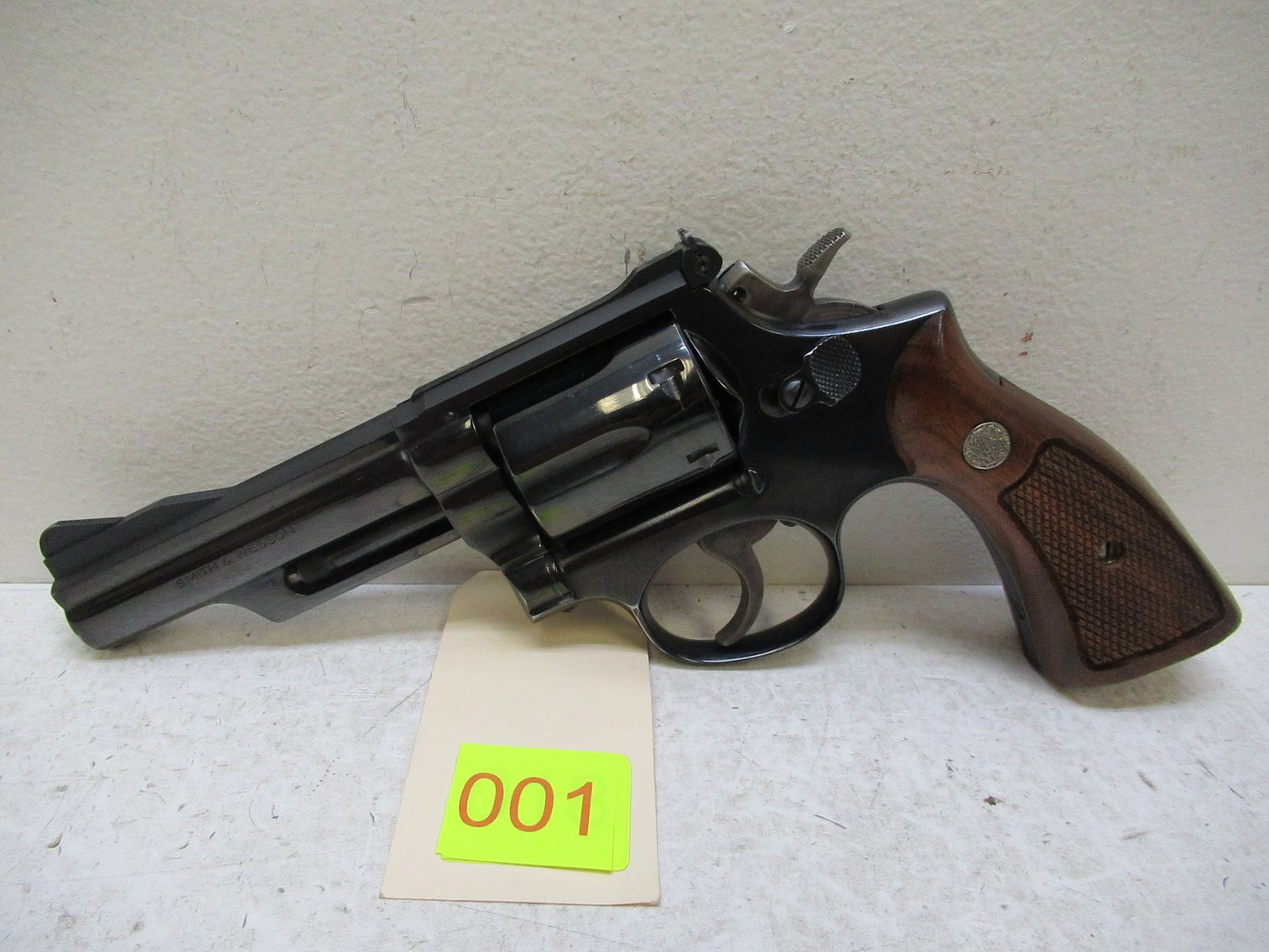 Image for Gun Auction #210 GUNS, SILVER, GUN ACCESSORIES, AMMO CONSIGNMENT