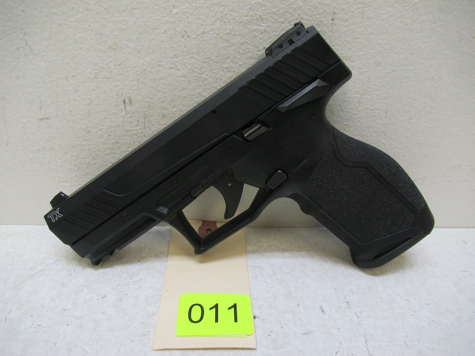 Image for Gun Auction #211 GUNS, GUN ACCESSORIES, AMMO CONSIGNMENT