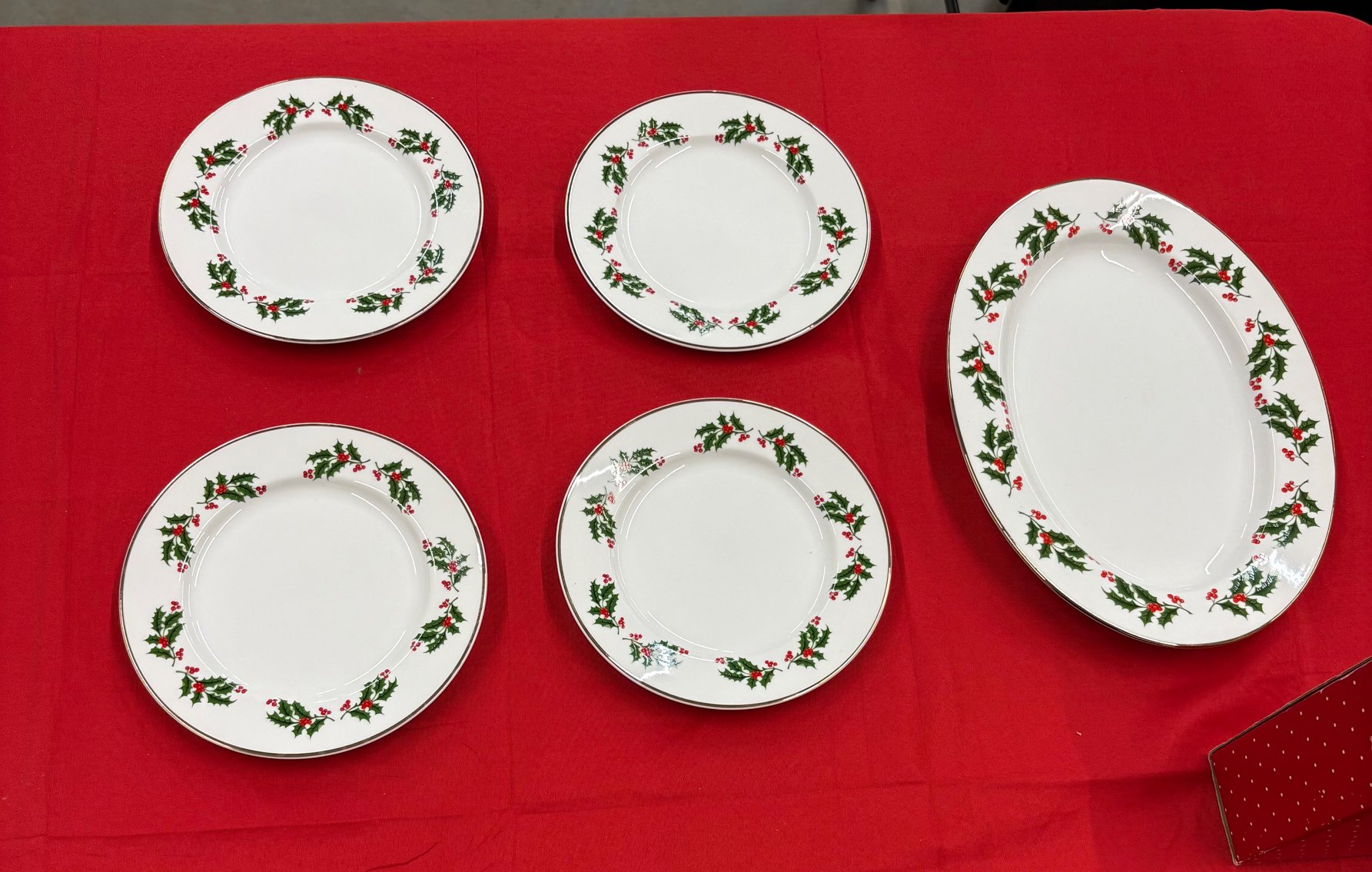 Image for Merry Memories and Modern Must Haves, Ends Thursday, December 11, 2025