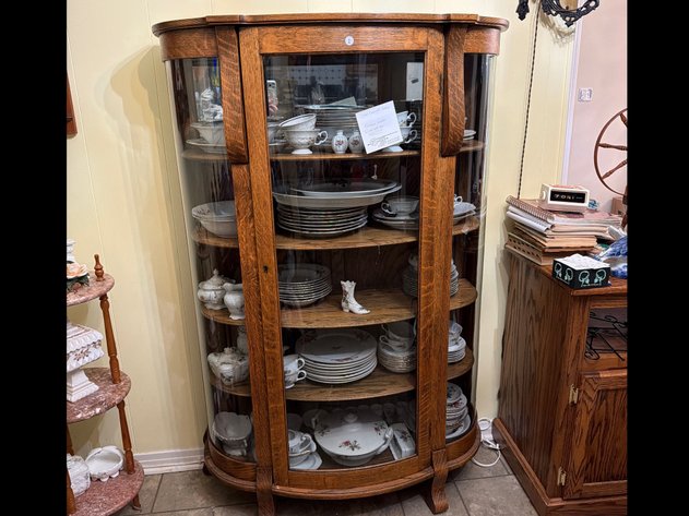 Image for ONLINE RUSSELLVILLE ESTATE AUCTION!