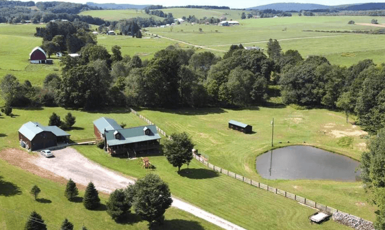 Image for Preston County Hobby Farm! 5.003 +/- Acres with 2 Bedroom House and 2 Bedroom Apartment, Detached Garage, Animal Stable and Fishing Pond in Preston County