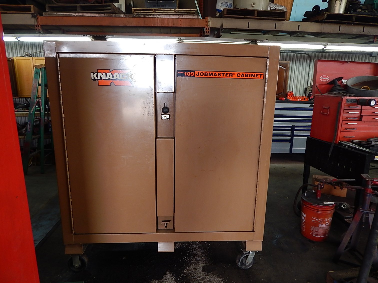 Image for DELETE:  STEVE SCHAID