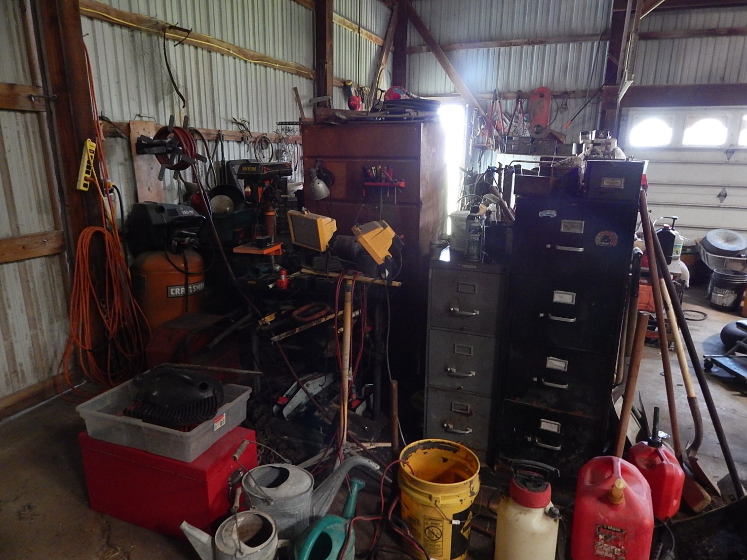 Image for DELETE:  JERRY KOHLS