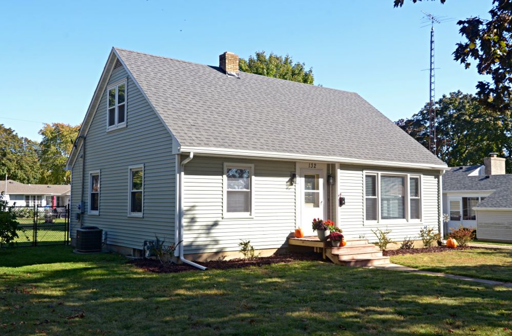 Image for 4 Bedroom Cape Cod on Jeffersons Northeast Side