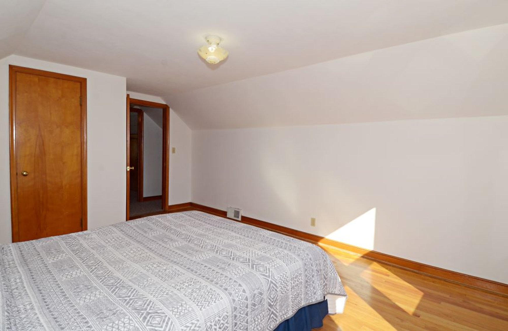 Image for 4 Bedroom Cape Cod on Jeffersons Northeast Side