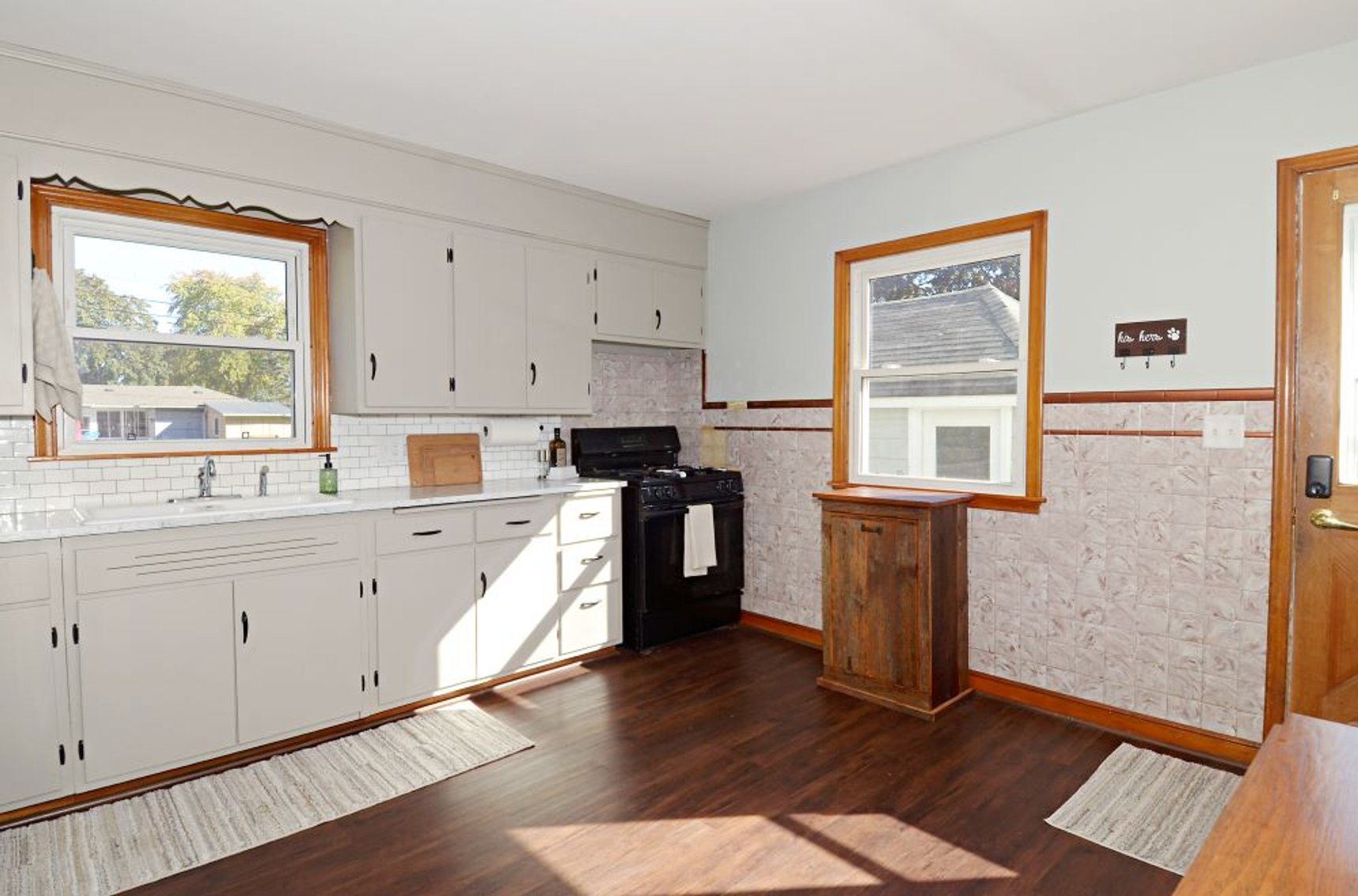 Image for 4 Bedroom Cape Cod on Jeffersons Northeast Side