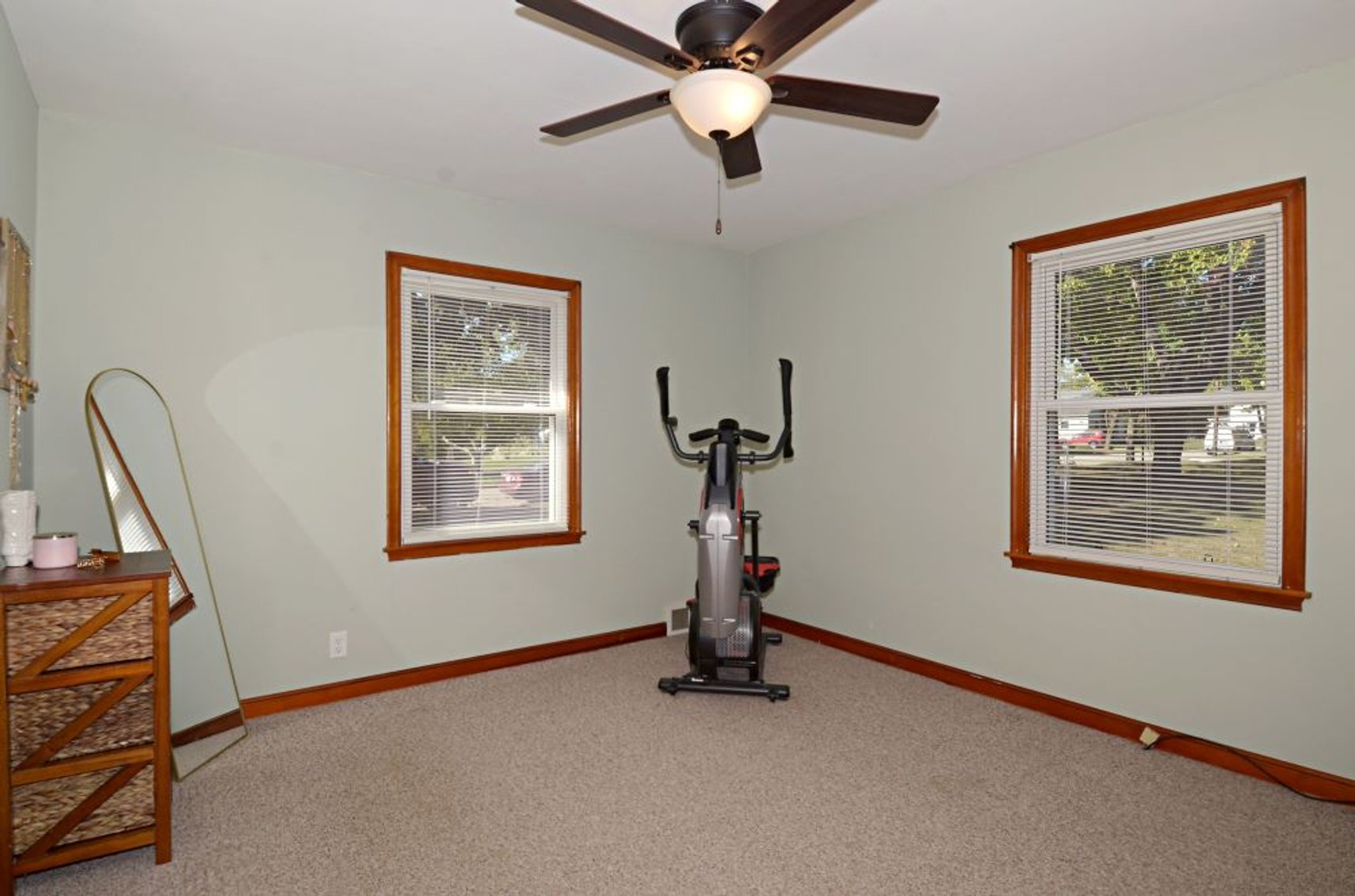 Image for 4 Bedroom Cape Cod on Jeffersons Northeast Side