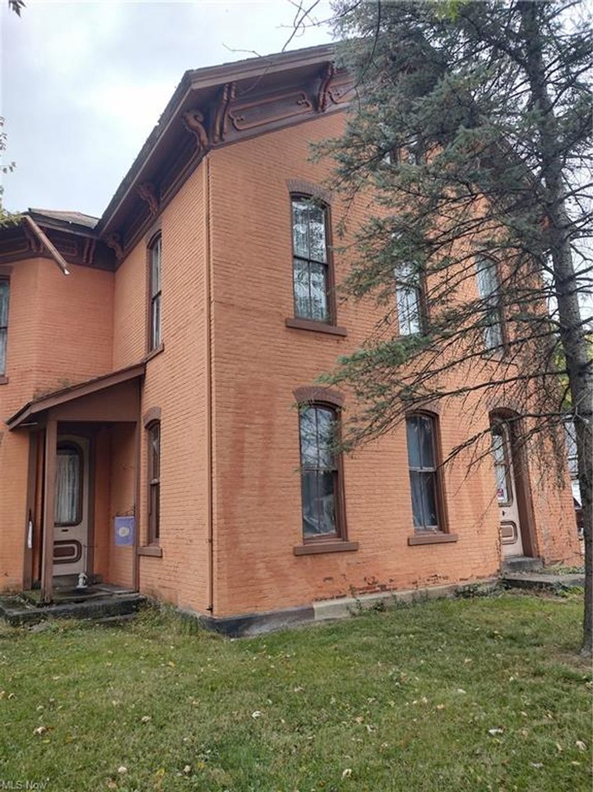 Image for Brick House in Port Washington OH