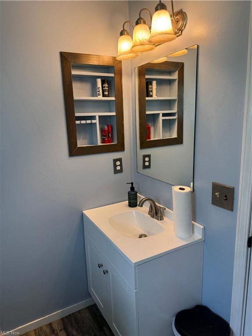 Image for Glenmont area home on 1+ acre