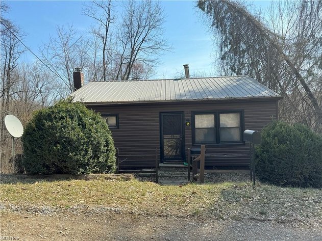 Cabin in Wills Creek