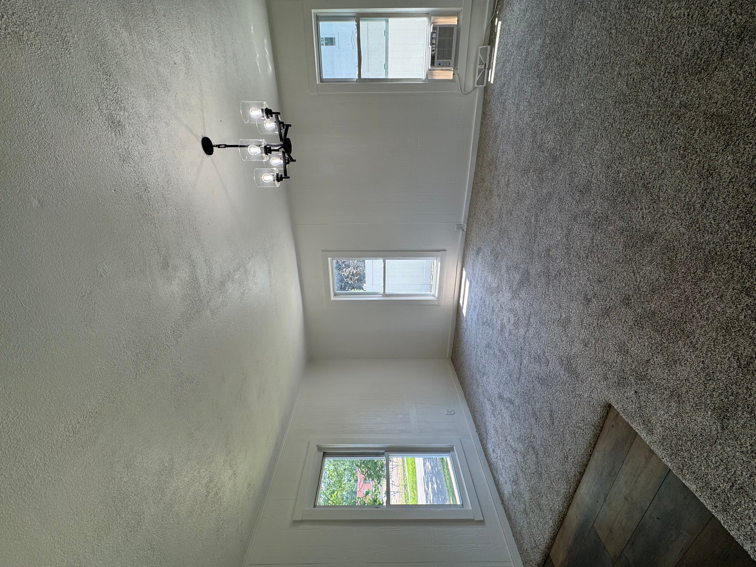 Image for 3-bed, 1-bath home on S 6th St,