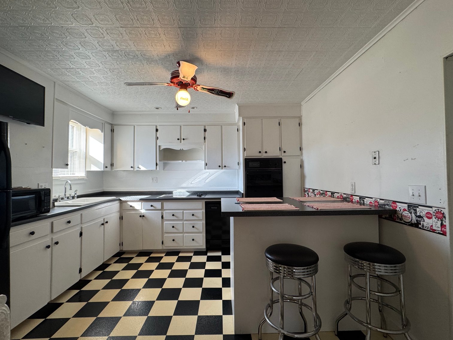 Image for Victorian home on 4th St