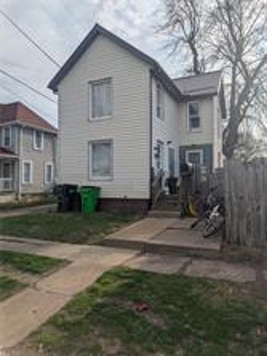 Image for 2 Bed, 1 Bath