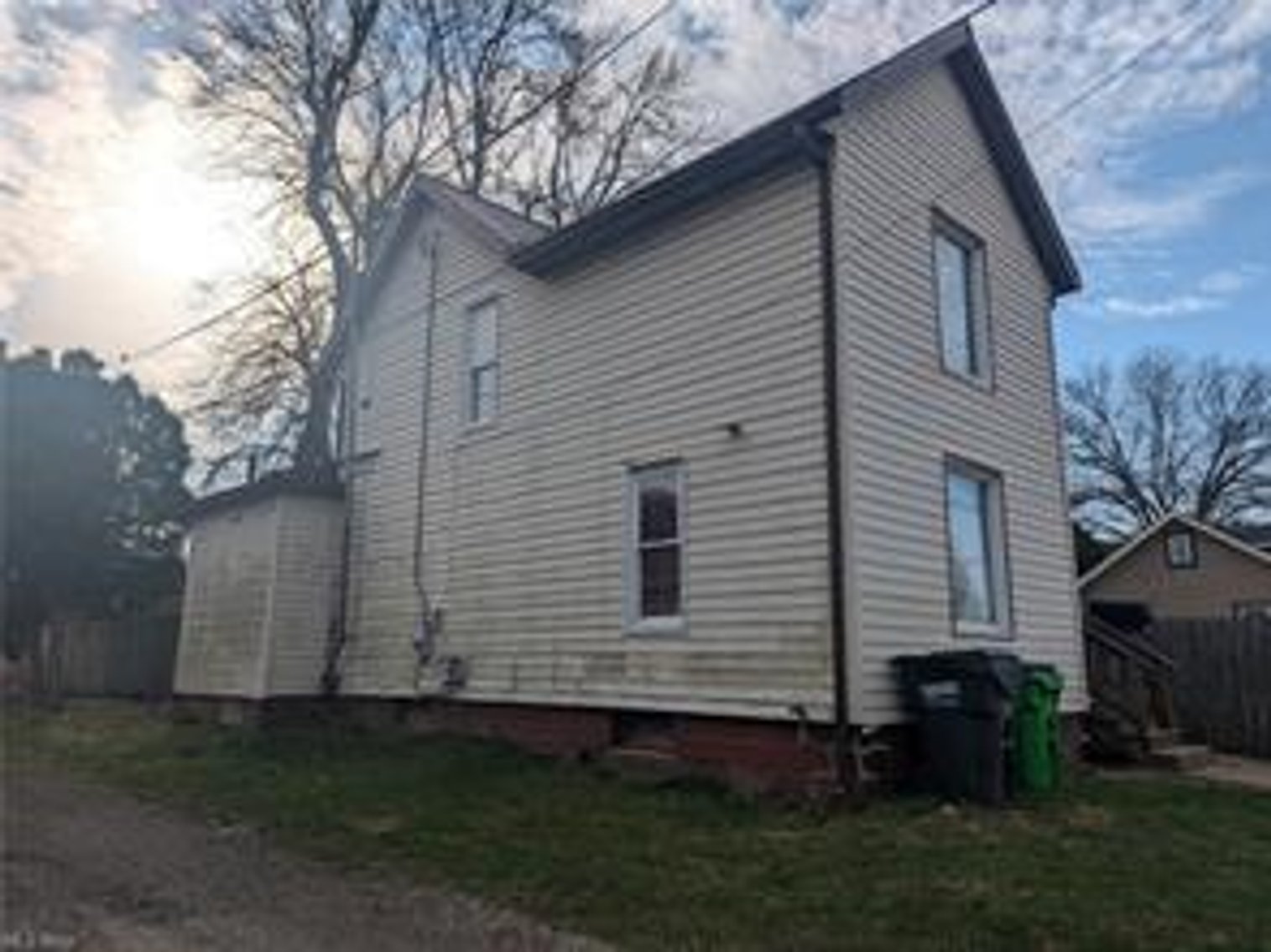 Image for 2 Bed, 1 Bath