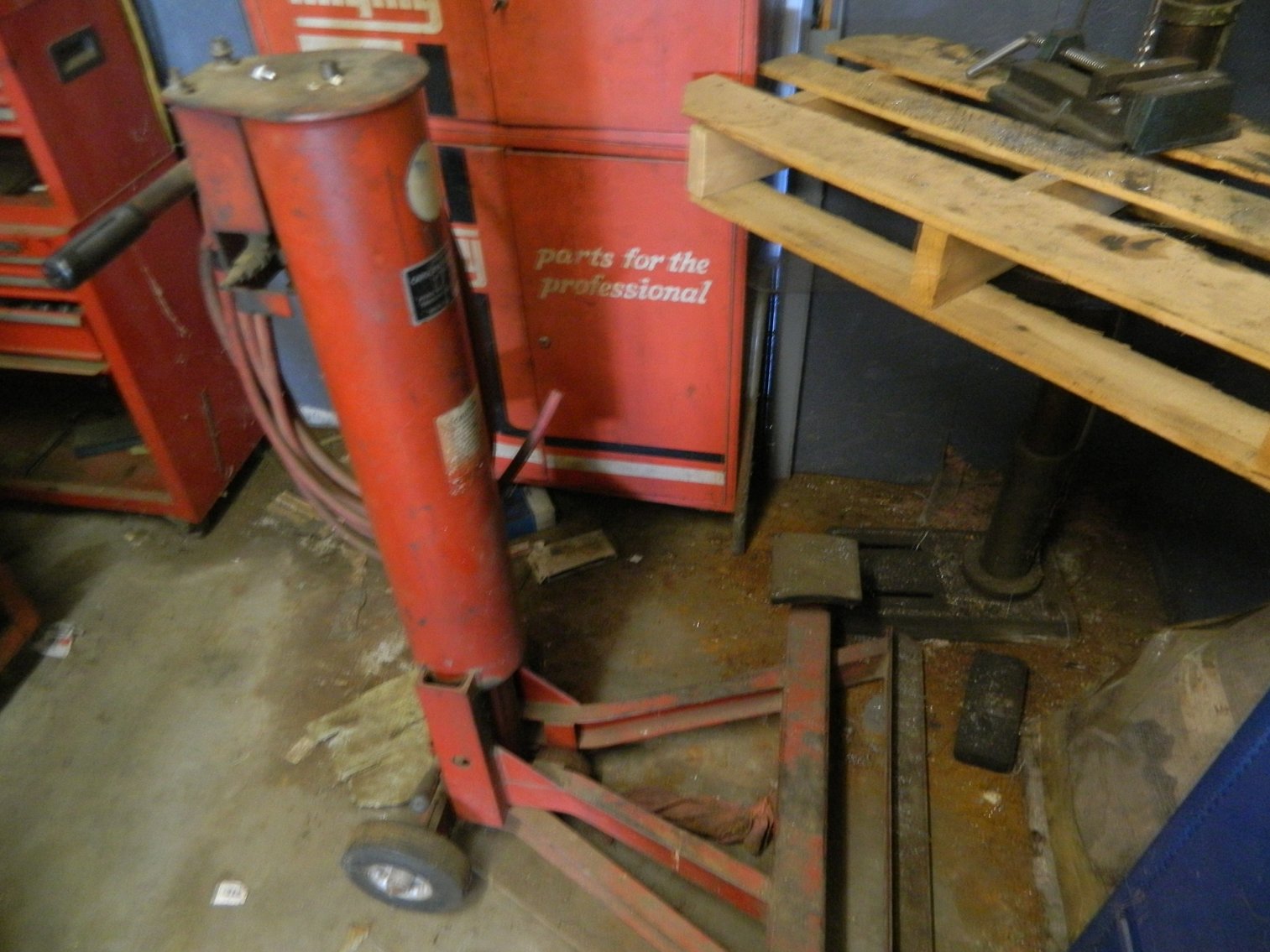 Image for REAL ESTATE & PUBLIC LIQUIDATION  AUCTION