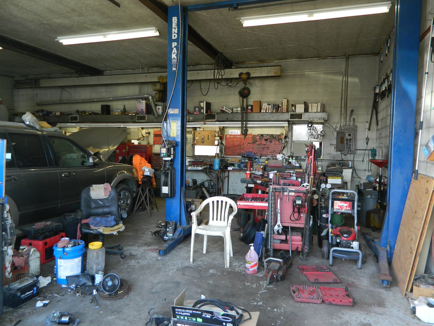 Image for REAL ESTATE AUCTION~BUSINESS LIQUIDATION