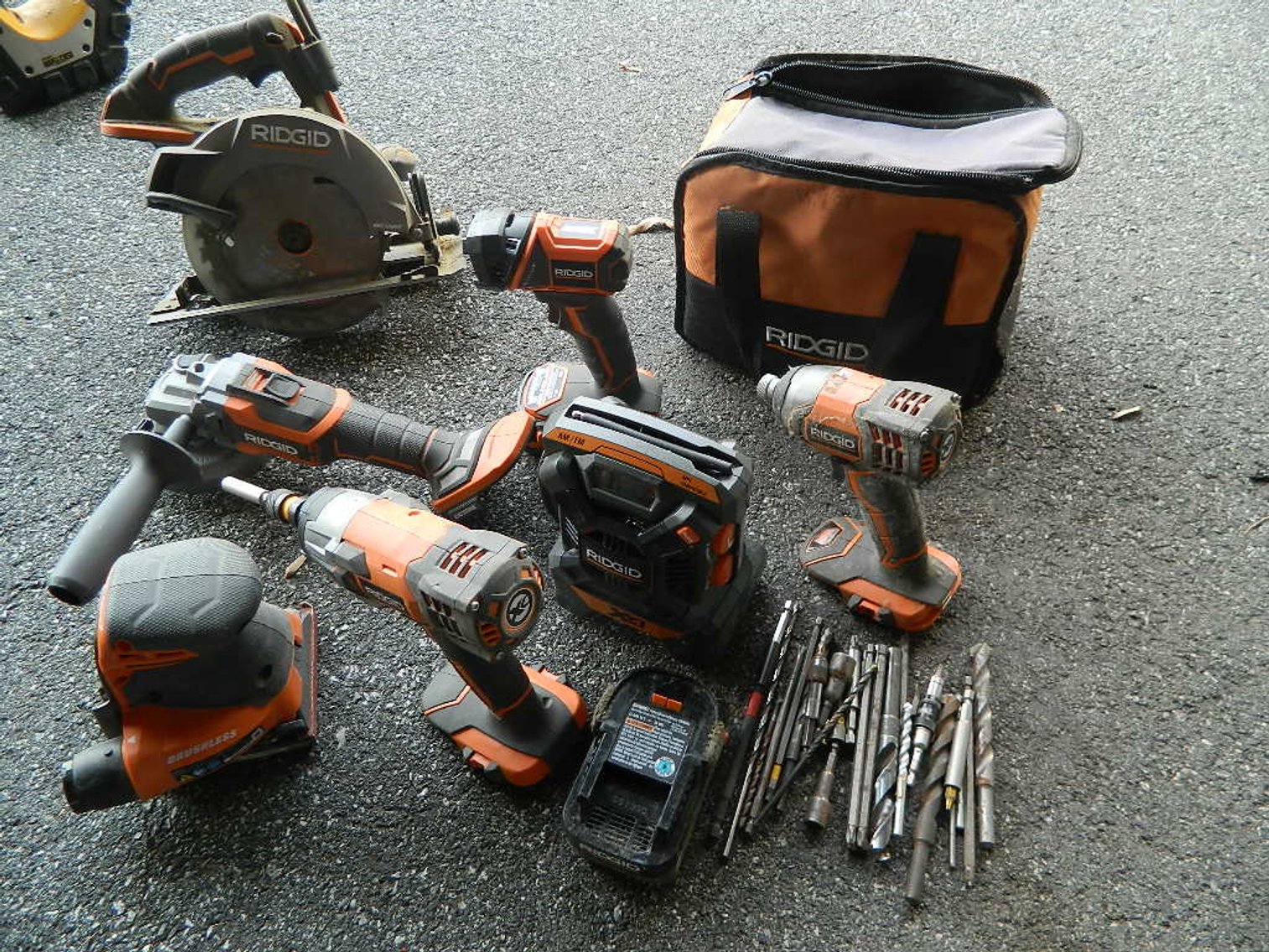 Image for PUBLIC ESTATE AUCTION (LIVING)