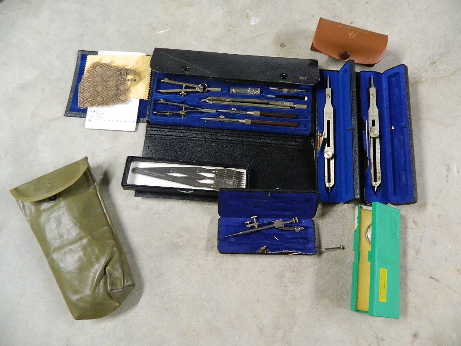 Image for PUBLIC ESTATE AUCTION (LIVING)