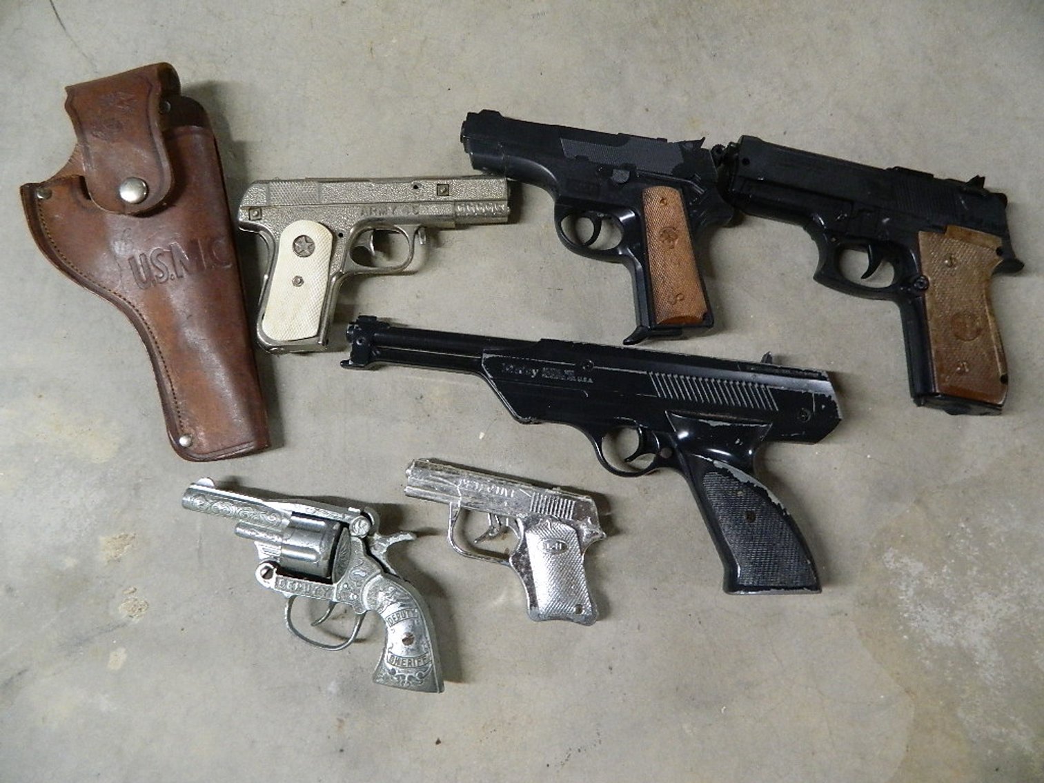 Image for PUBLIC ESTATE AUCTION (LIVING)