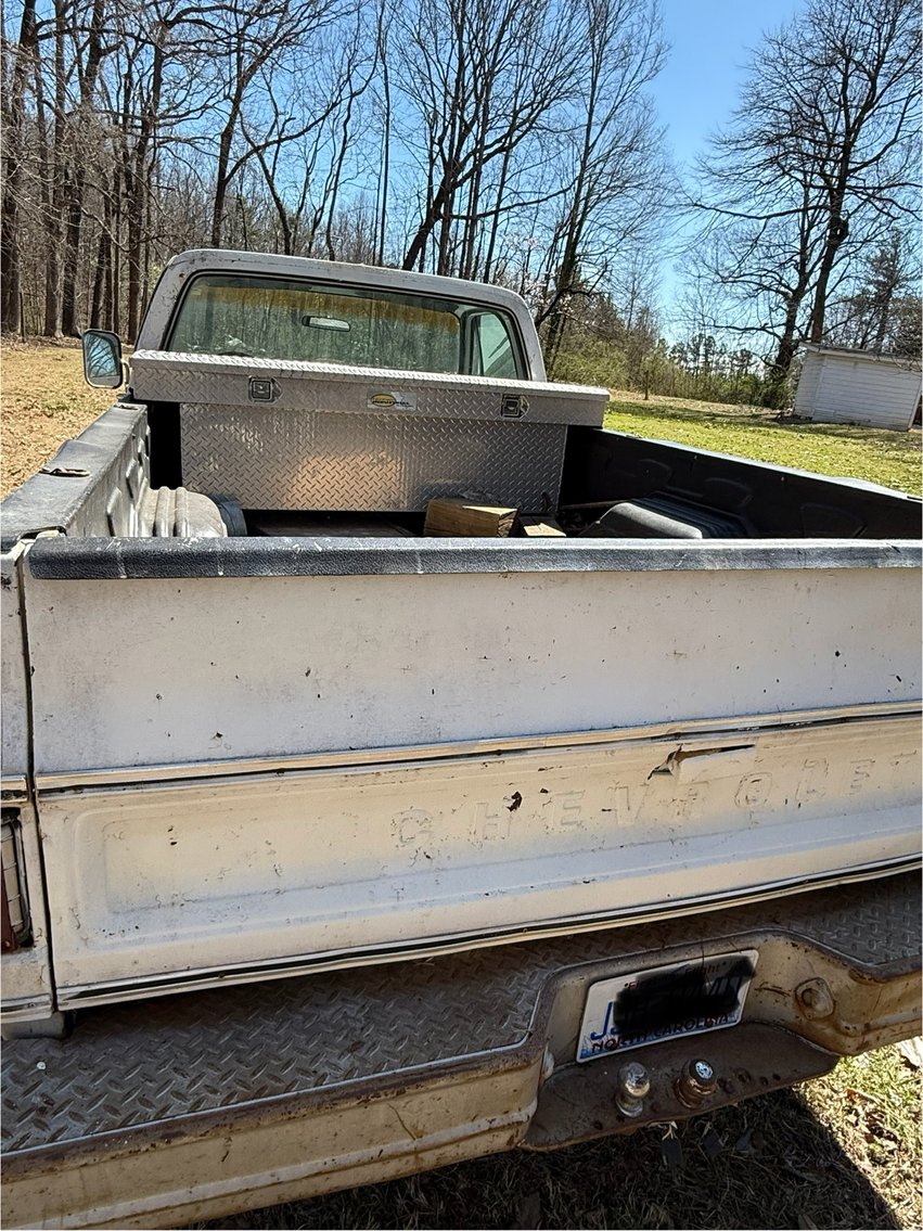 Image for PUBLIC ESTATE AUCTION (LIVING/MOVING)