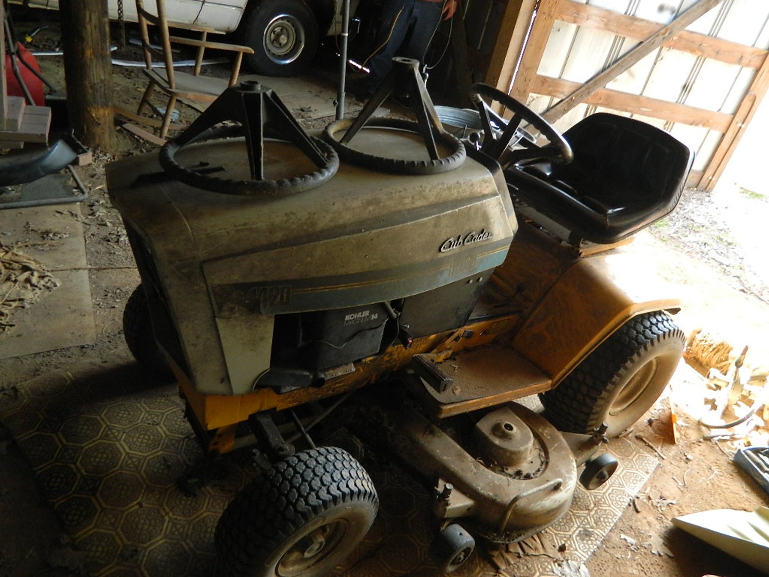 Image for PUBLIC ESTATE AUCTION (LIVING/MOVING)