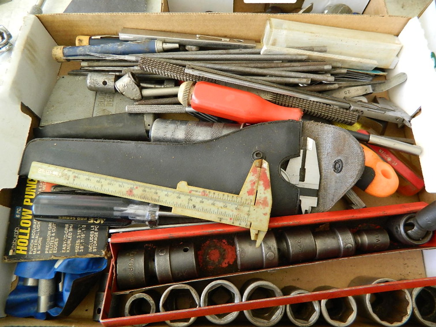 Image for PUBLIC ESTATE AUCTION (LIVING/MOVING)