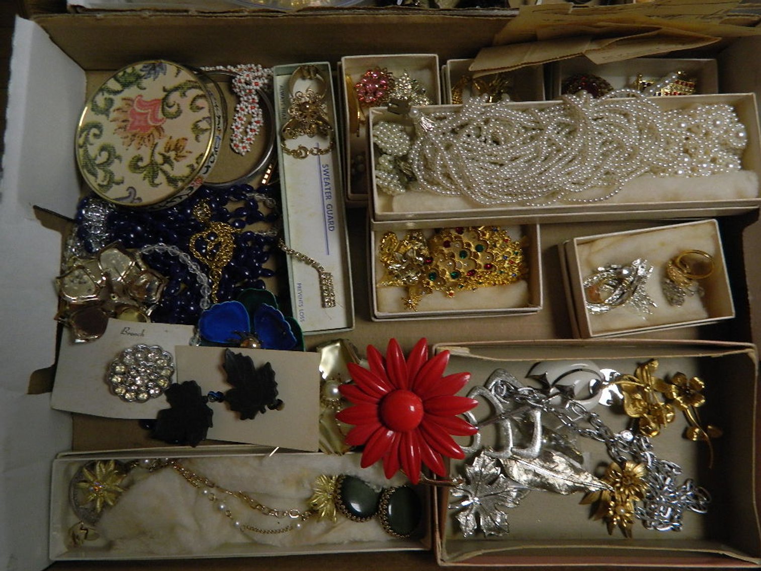 Image for PUBLIC ESTATE AUCTION (LIVING/MOVING)