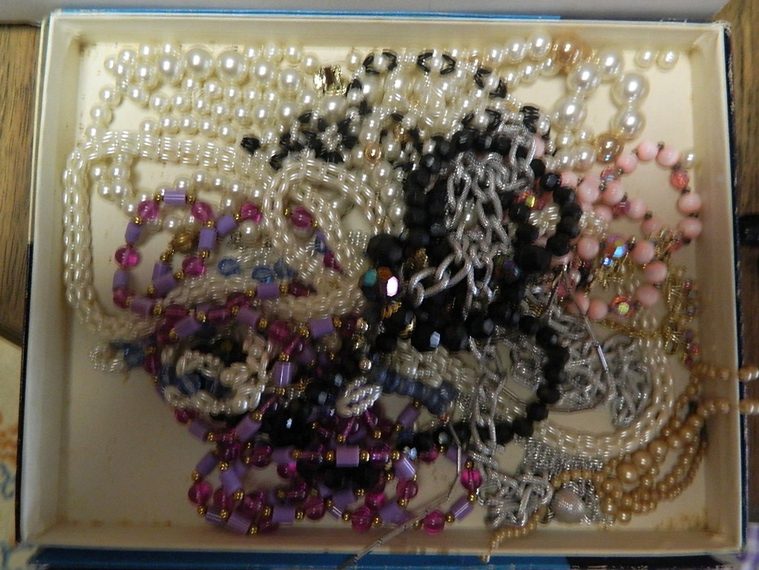 Image for PUBLIC ESTATE AUCTION (LIVING/MOVING)