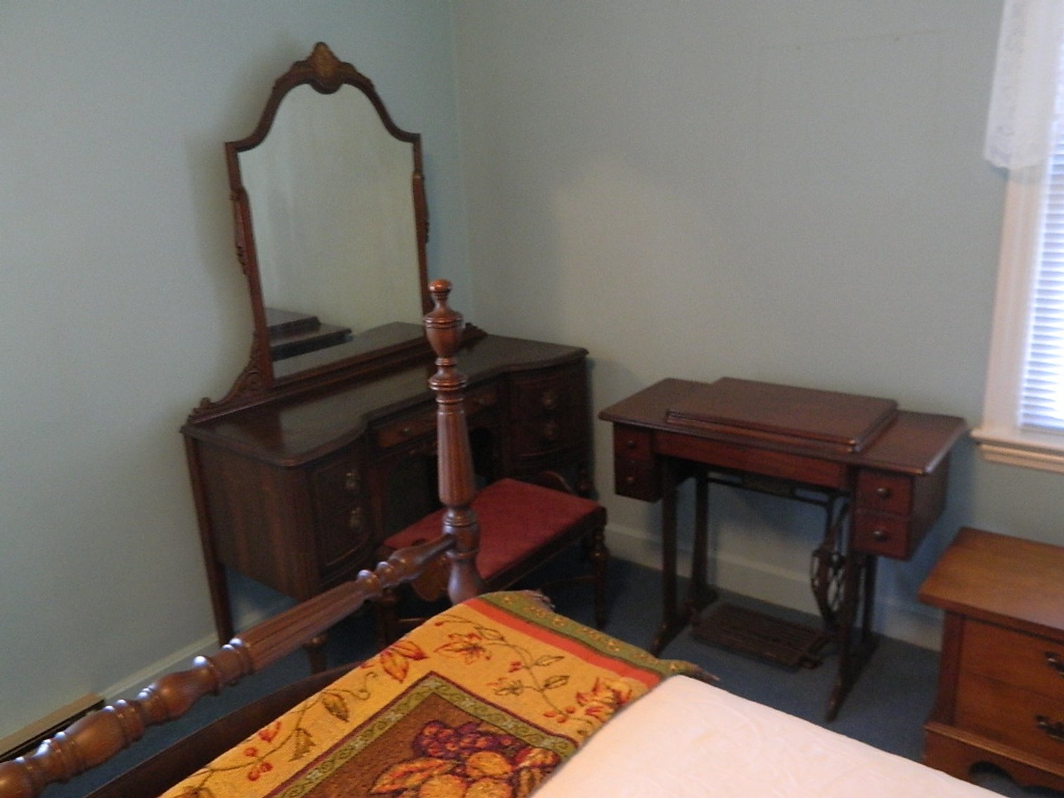 Image for PUBLIC ESTATE AUCTION (LIVING/MOVING)